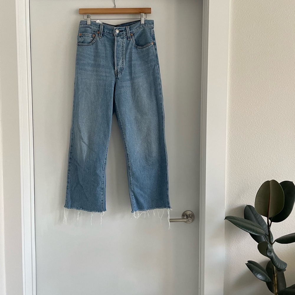 Levi’s ribcage straight ankle women’s jeans